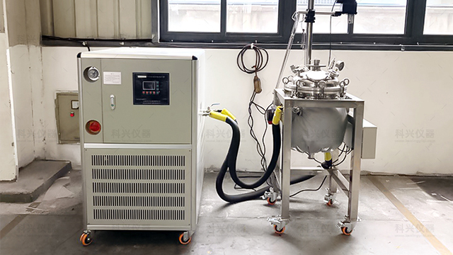 實(shí)驗室不銹鋼反應釜的主要功能和工作過(guò)程