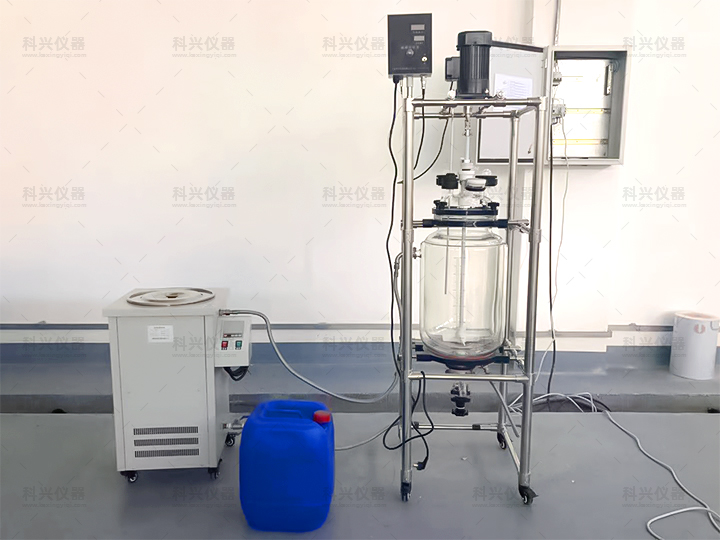 上?？婆d儀器與華東理工大學(xué)某公司合作